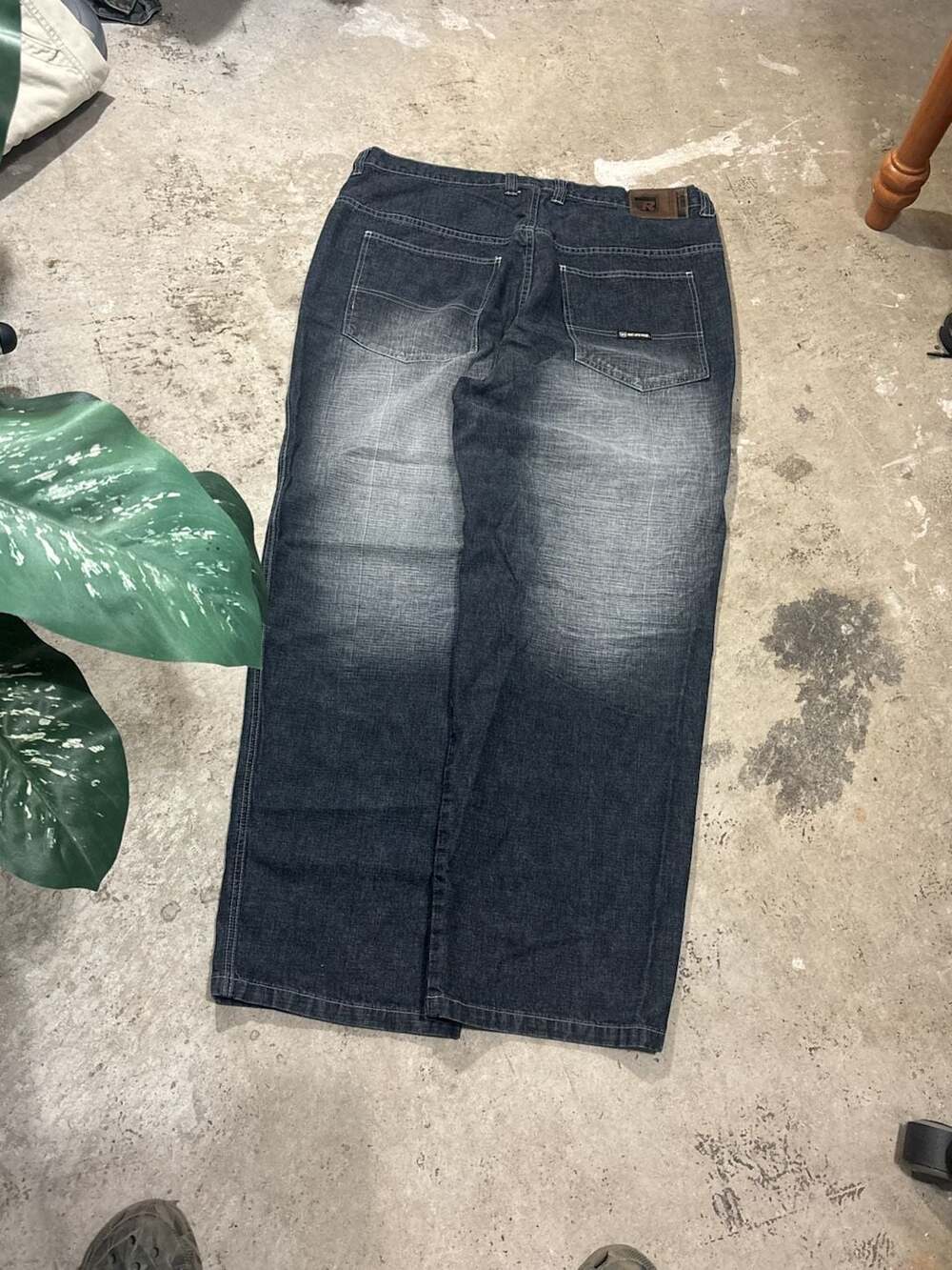 Vintage Y2K reverb Baggy South Pole Fit Jeans Dark Wash Denim Size 40x32